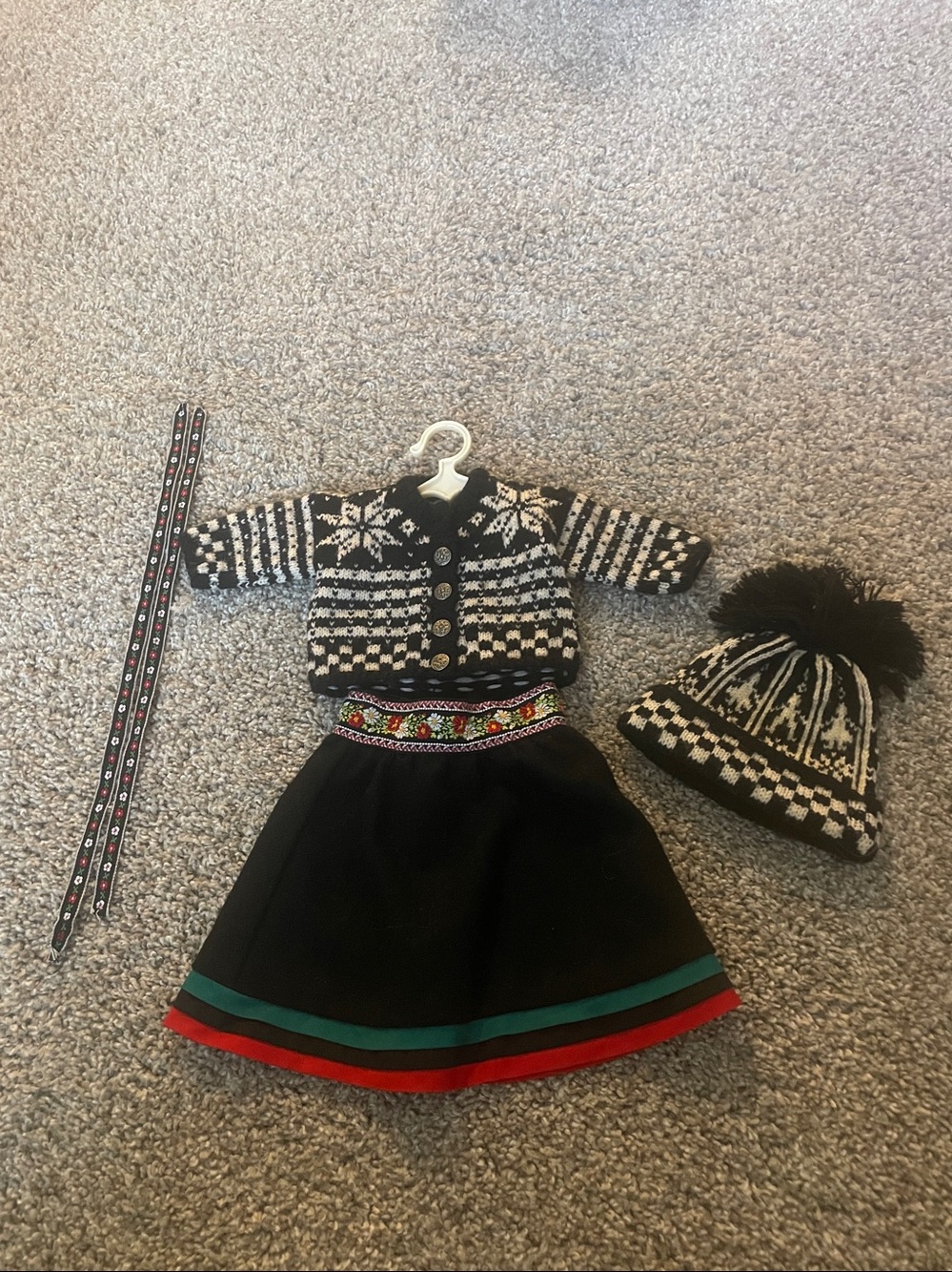 Pleasant Company, American Girl Kirsten Winter Nordic Sweater Set Skirt VTG 90s
